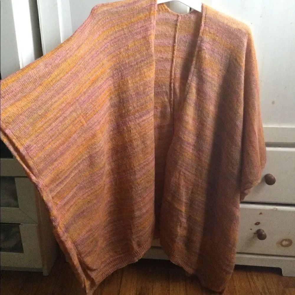 NWT poncho shrug soft russet and lilac colors